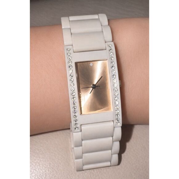 SEMPRE Women’s Rose Gold Watch Cream Ceramic Style Bracelet Crystal NEW BATTERY main image 9
